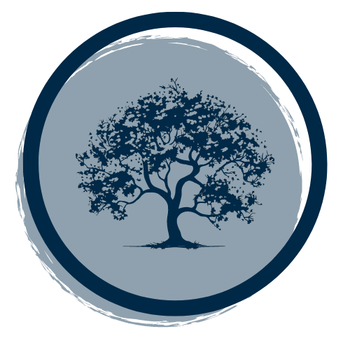 image of a large tree representing courtyard amenities at South Knoxville Senior living