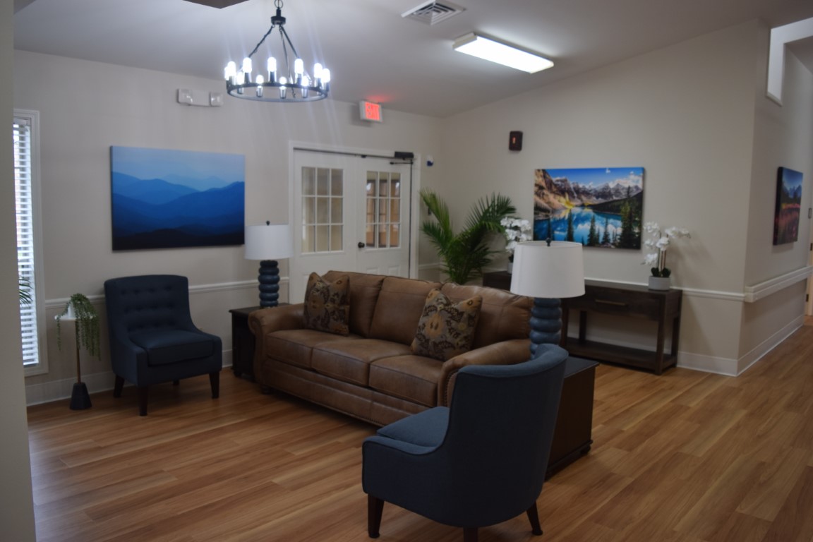 South Knoxville Senior Living - Living Area